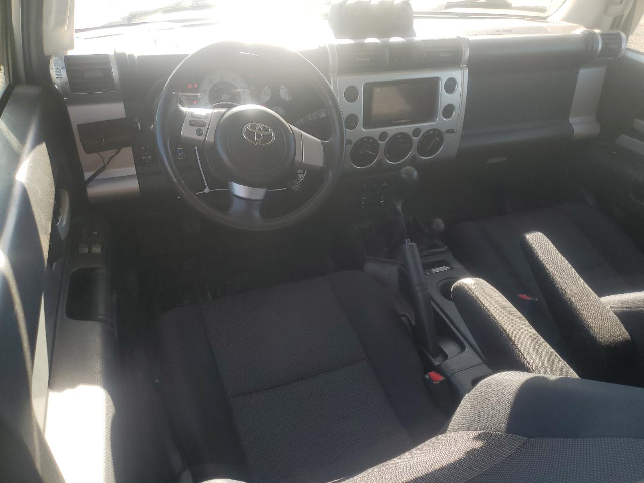 2007 Toyota FJ Cruiser VIN JTEBU11F470008405 Copart auction photo, front end / minor dent/scratches damage thumbnail 8