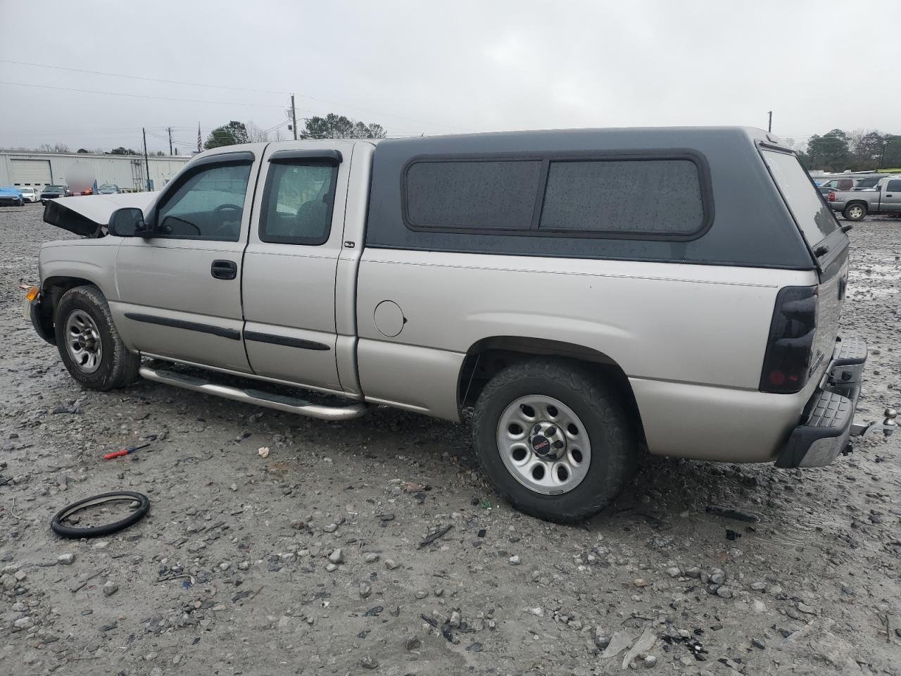 2004 GMC Sierra VIN 1GTEC19V34Z233065 Copart auction photo, front end damage thumbnail 2