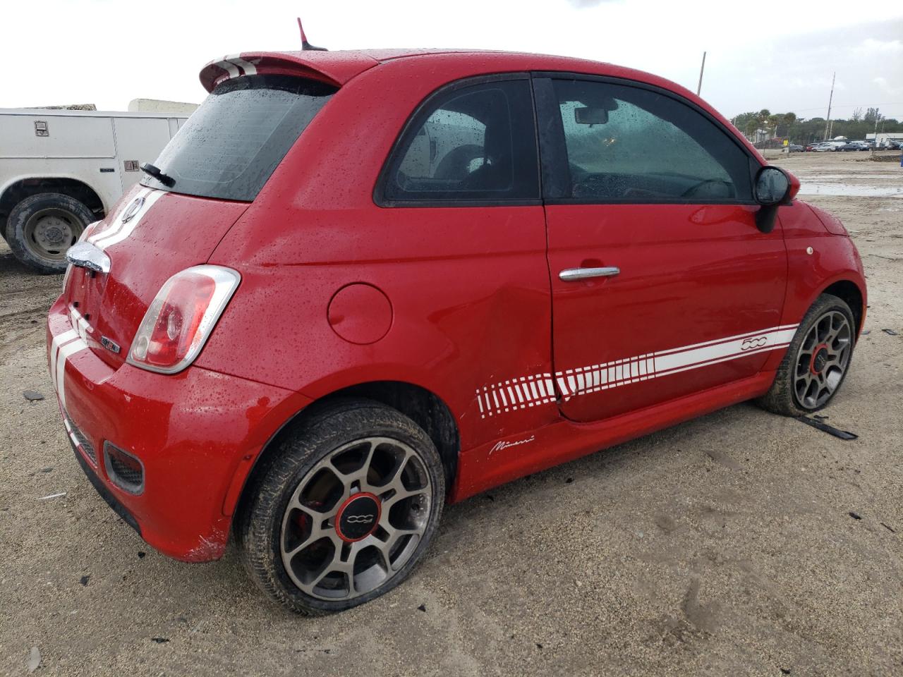2013 Fiat 500 VIN 3C3CFFBR2DT726465 Copart auction photo, side / rear end damage thumbnail 3