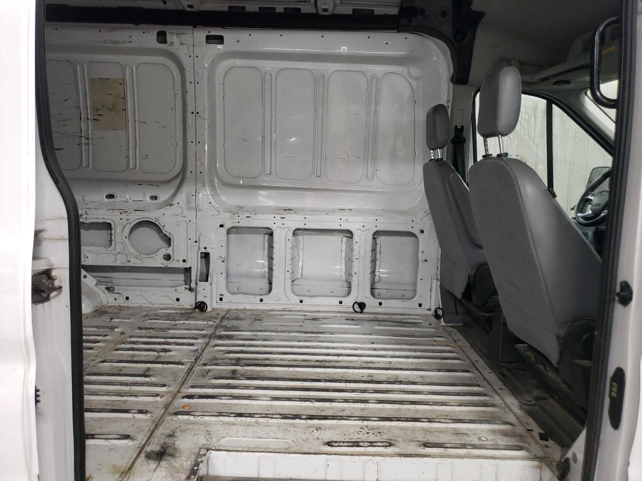 2016 Ford Transit VIN 1FTYR2CG2GKB23942 Copart auction photo, rear end damage thumbnail 11