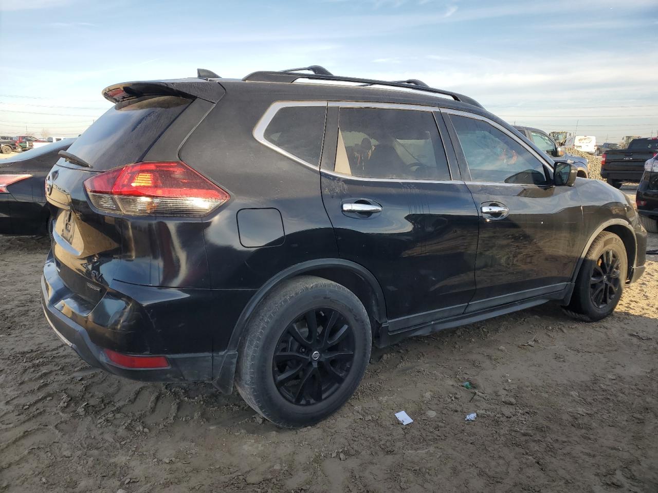 2018 Nissan Rogue VIN 5N1AT2MT2JC782664 Copart auction photo, front end damage thumbnail 3