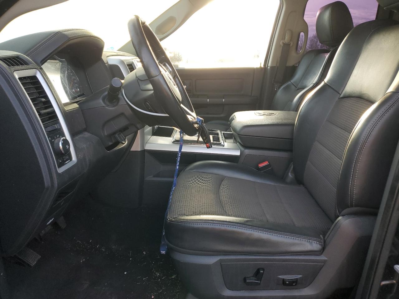 2011 Dodge RAM VIN 1D7RV1GT0BS517939 Copart auction photo, side / front end damage thumbnail 7