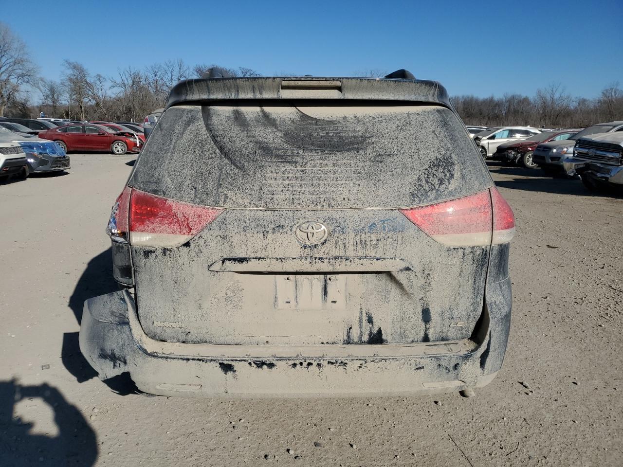 2011 Toyota Sienna VIN 5TDKK3DC8BS008856 Copart auction photo, all over damage thumbnail 6
