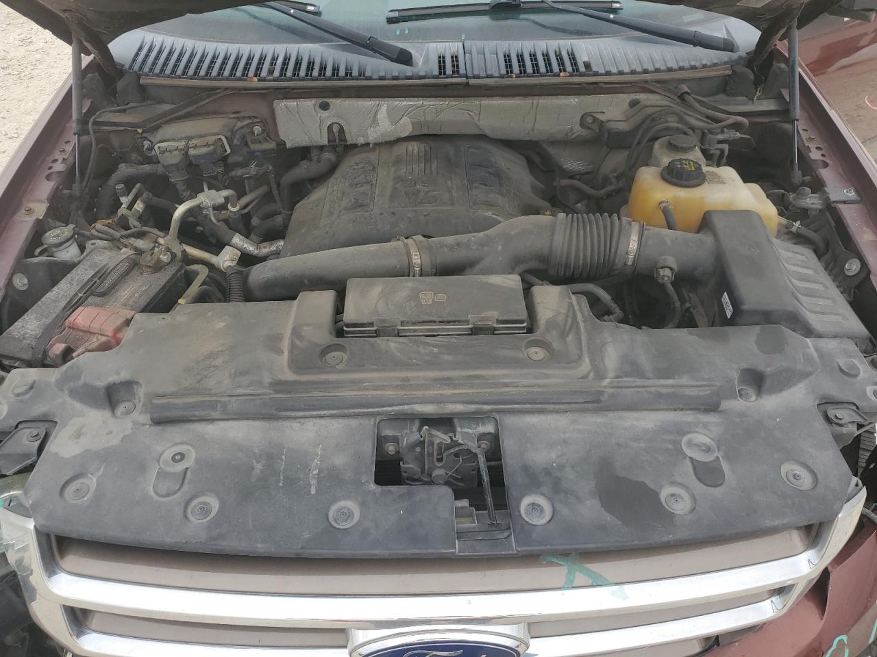 2015 Ford Expedition VIN 1FMJU1JT4FEF31765 Copart auction photo, front end / minor dent/scratches damage thumbnail 12