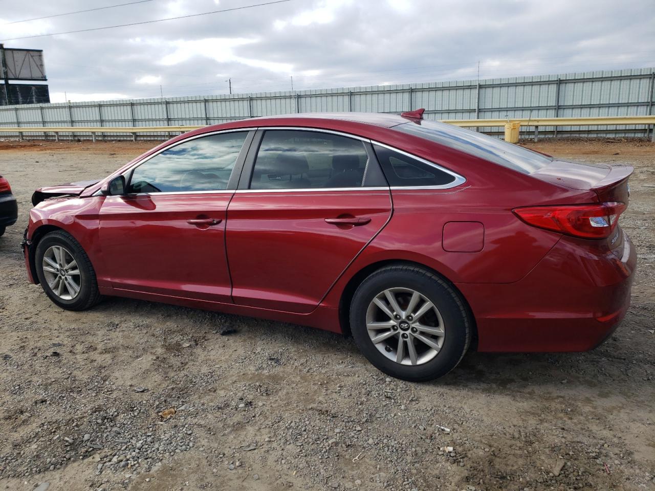 2015 Hyundai Sonata VIN 5NPE24AF9FH252688 Copart auction photo, front end / side damage thumbnail 2