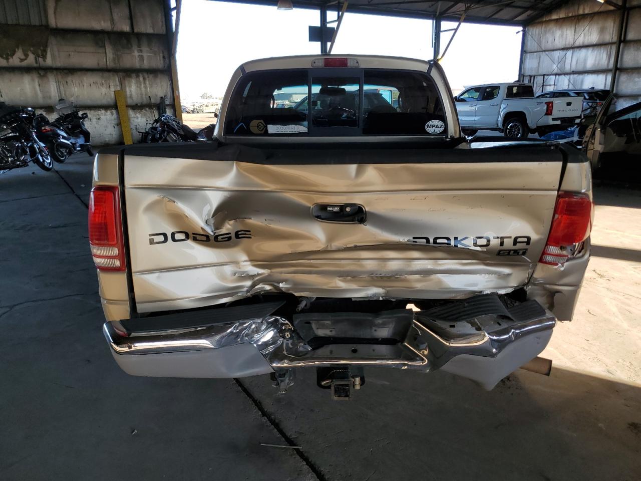 2004 Dodge Dakota VIN 1D7HL48N44S642688 Copart auction photo, rear end / front end damage thumbnail 6
