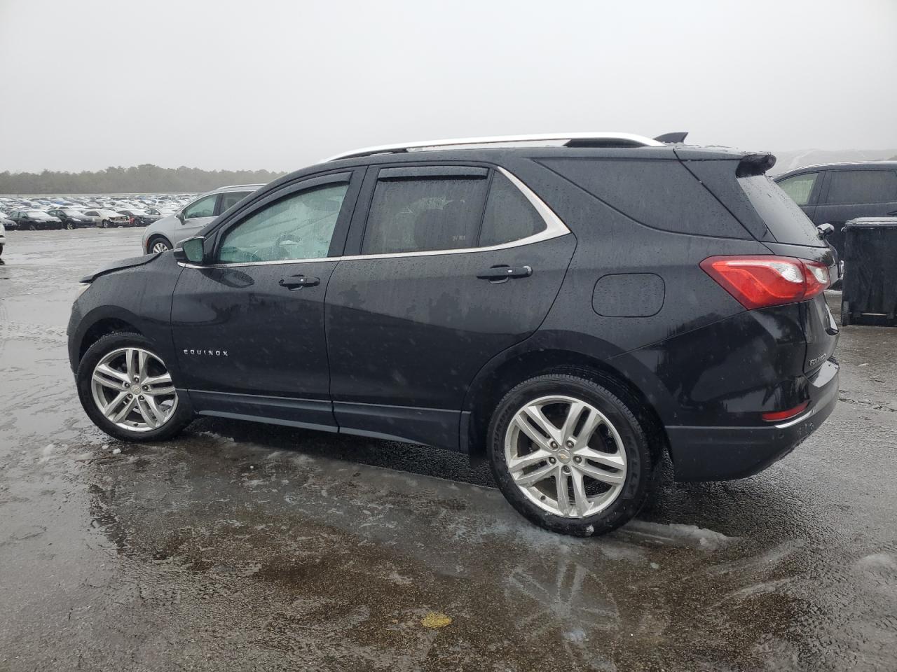 2019 Chevrolet Equinox VIN 3GNAXXEV9KL169282 Copart auction photo, front end / minor dent/scratches damage thumbnail 2
