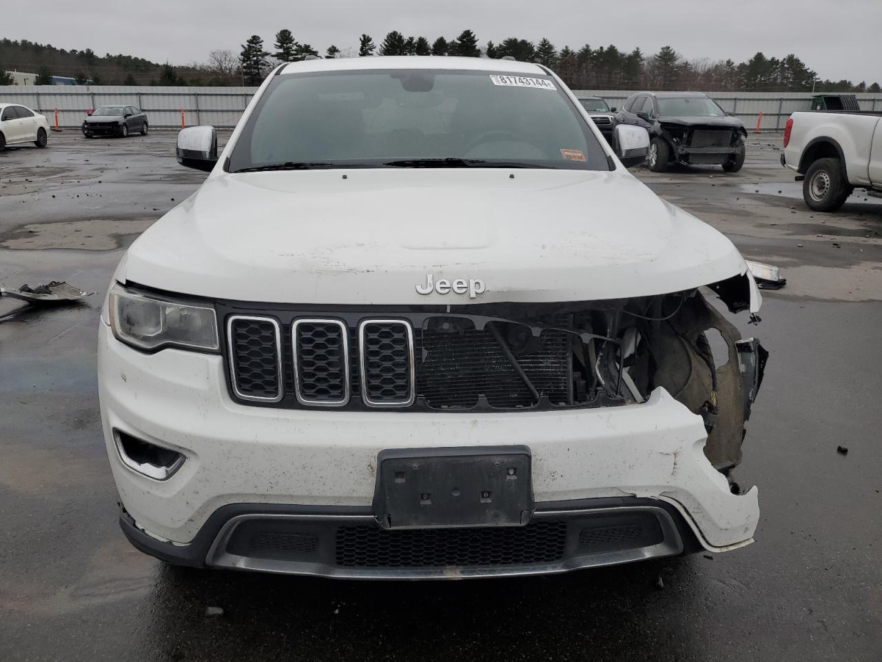 2017 Jeep Grand Cherokee VIN 1C4RJFBG4HC735124 Copart auction photo, front end / undercarriage damage thumbnail 5