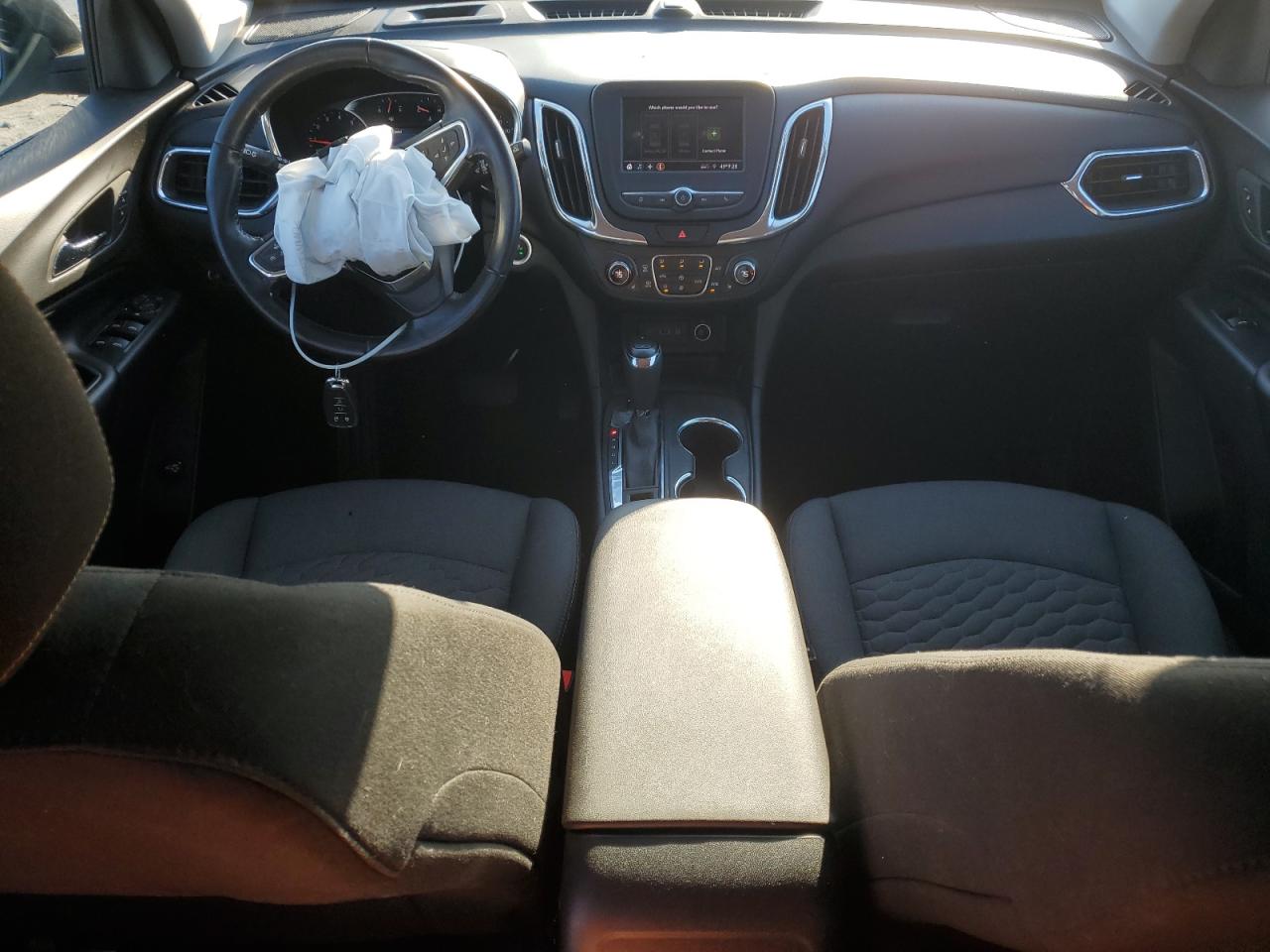 2020 Chevrolet Equinox VIN 2GNAXUEV8L6152266 Copart auction photo, front end damage thumbnail 8