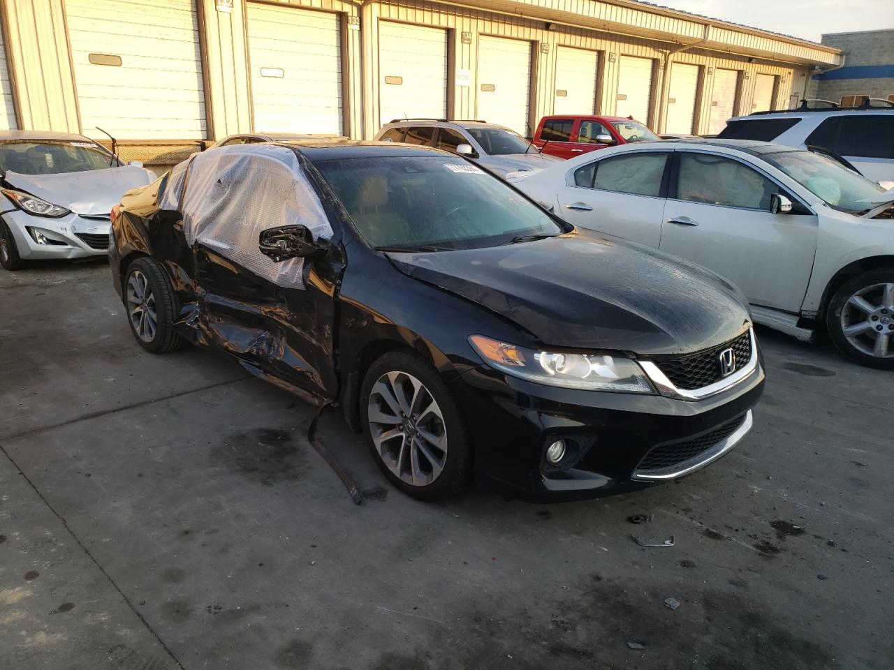 2014 Honda Accord VIN 1HGCT2B8XEA005762 Copart auction photo, side damage thumbnail 4