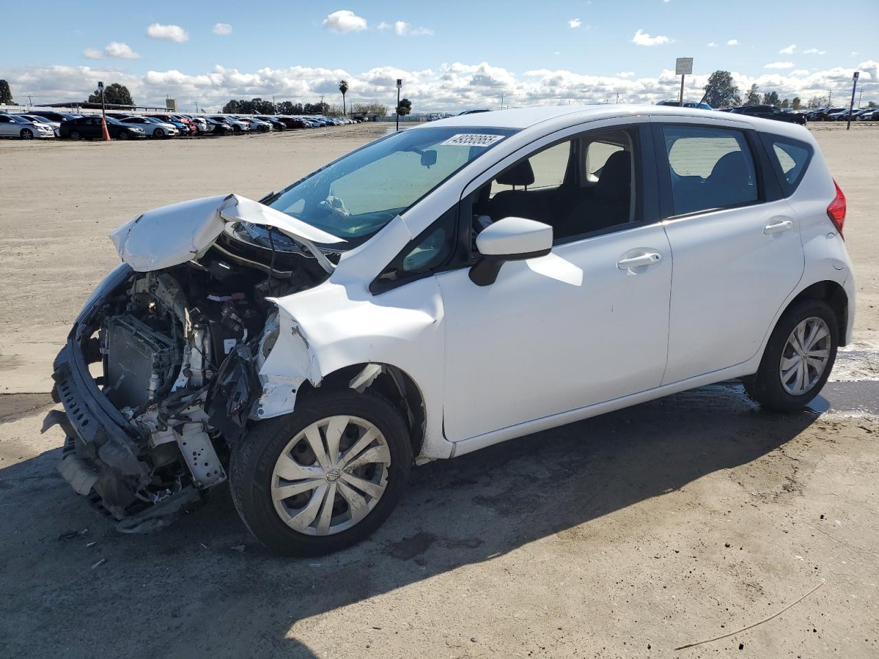 2018 Nissan Versa VIN 3N1CE2CP3JL366366