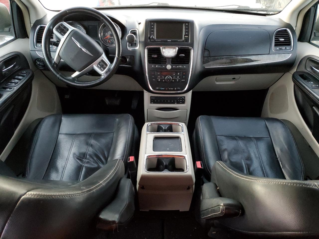 2011 Chrysler Town & Country VIN 2A4RR8DG9BR713033 Copart auction photo, rear end damage thumbnail 8
