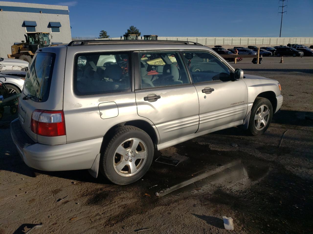 2001 Subaru Forester VIN JF1SF65681H759804 Copart auction photo, side / front end damage thumbnail 3