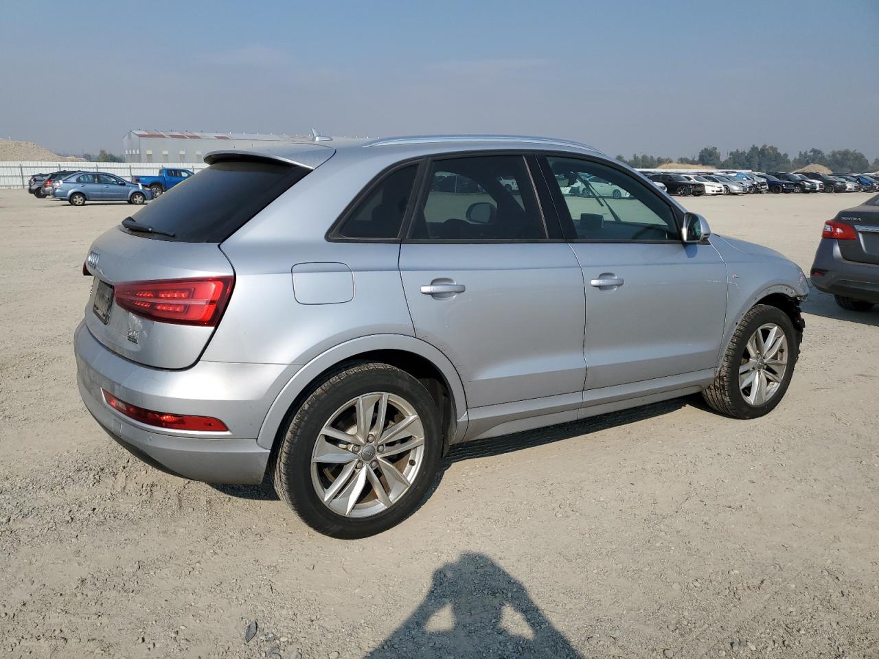 2018 Audi Q3 VIN WA1ECCFS2JR024637 Copart auction photo, front end damage thumbnail 3