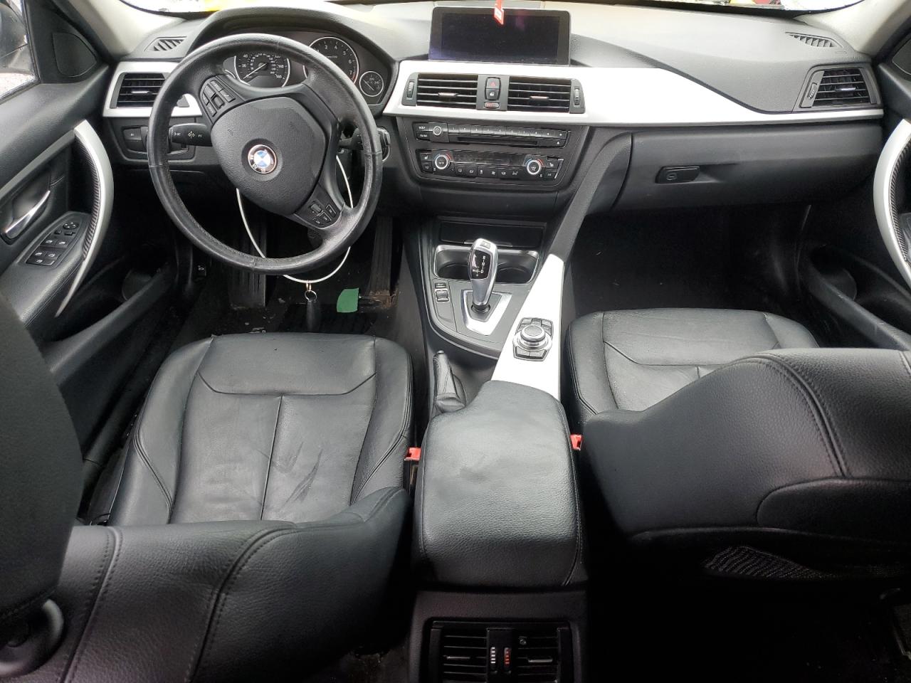 2013 BMW 3er VIN WBA3B5C5XDF593068 Copart auction photo, front end damage thumbnail 8