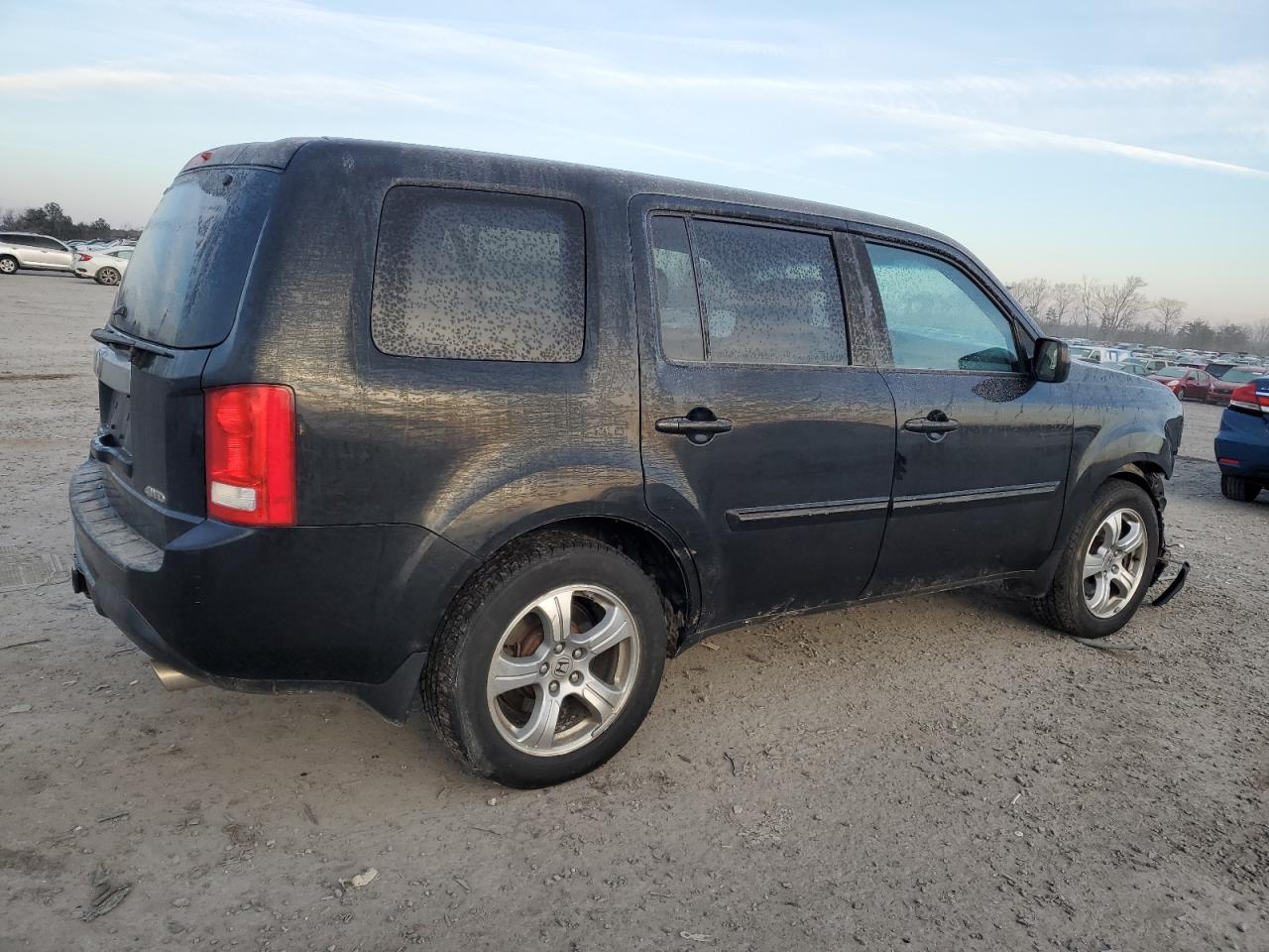 2014 Honda Pilot VIN 5FNYF4H52EB005721 Copart auction photo, front end damage thumbnail 3