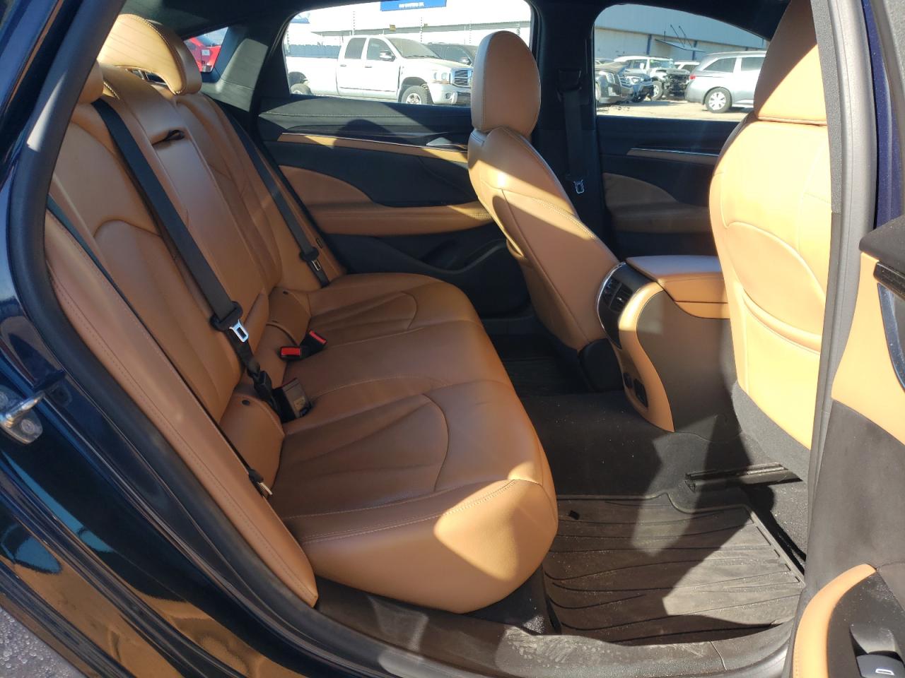 2017 Buick LaCrosse VIN 1G4ZS5SSXHU170041 Copart auction photo, hail damage thumbnail 10