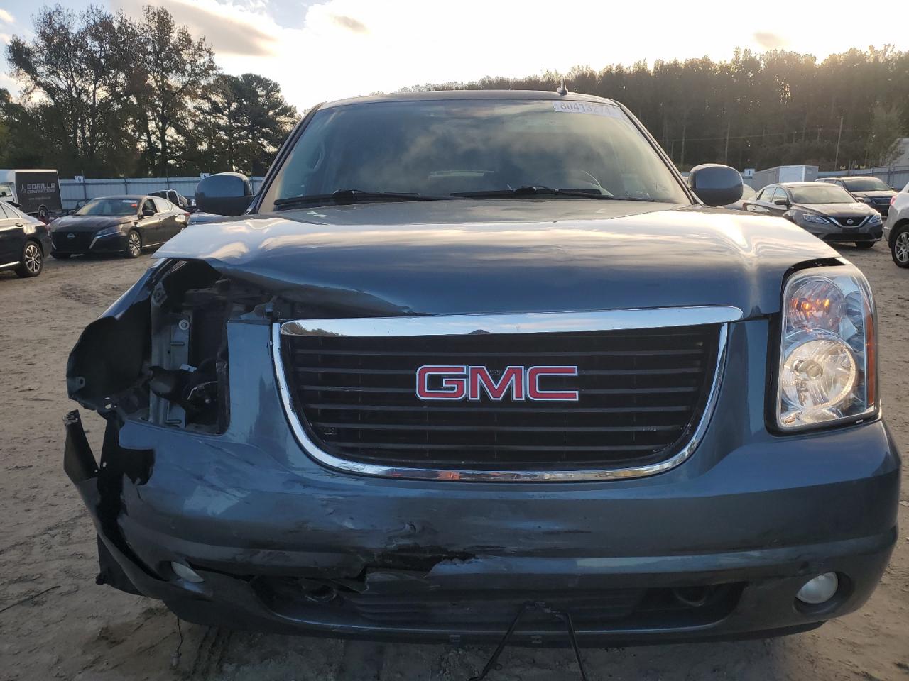 2010 GMC Yukon VIN 1GKUKKE34AR255150 Copart auction photo, front end damage thumbnail 5