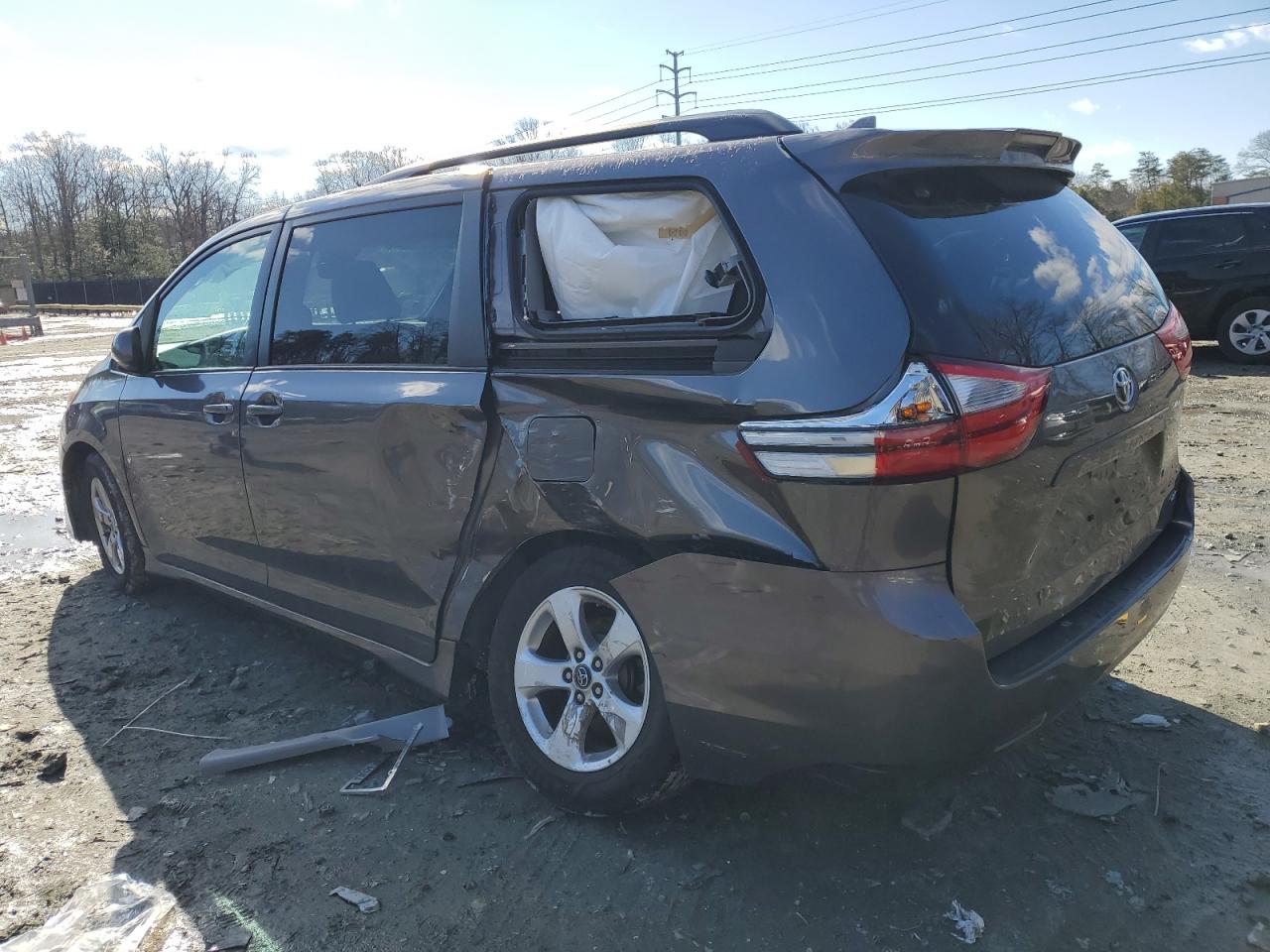 2018 Toyota Sienna VIN 5TDKZ3DC8JS915102 Copart auction photo, side / minor dent/scratches damage thumbnail 2