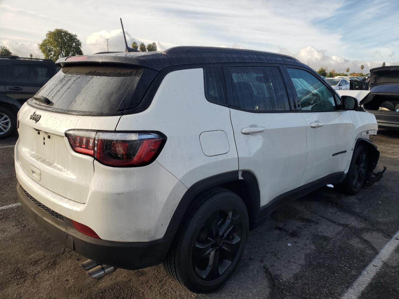 2020 Jeep Compass VIN 3C4NJCBBXLT246631 Copart auction photo, front end damage thumbnail 3