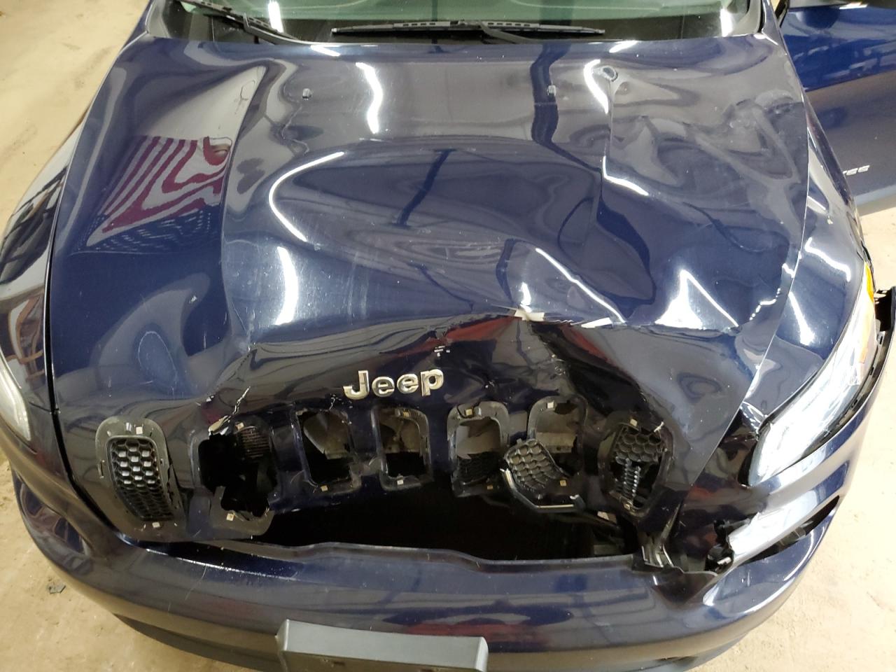 2015 Jeep Grand Cherokee VIN 1C4PJLAB8FW732413 Copart auction photo, front end damage thumbnail 12