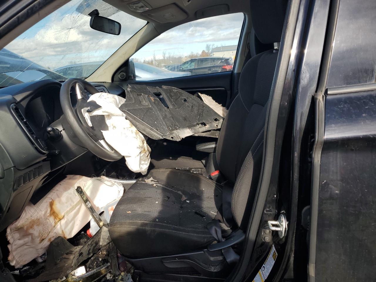2019 Mitsubishi Outlander VIN JA4AZ3A35KZ052754 Copart auction photo, front end / side damage thumbnail 7