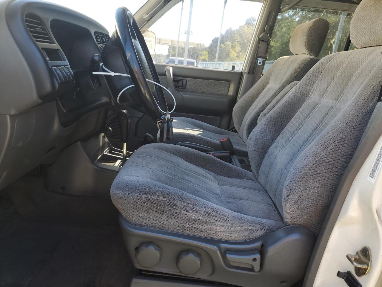 1999 Isuzu Trooper VIN JACDJ58X3X7917365 Copart auction photo, top/roof damage thumbnail 7