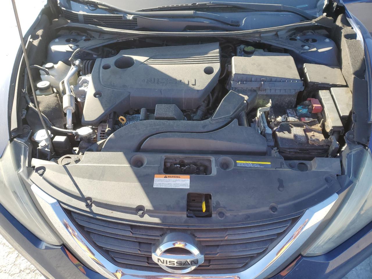 2017 Nissan Altima VIN 1N4AL3APXHC120932 Copart auction photo, rear end / minor dent/scratches damage thumbnail 11