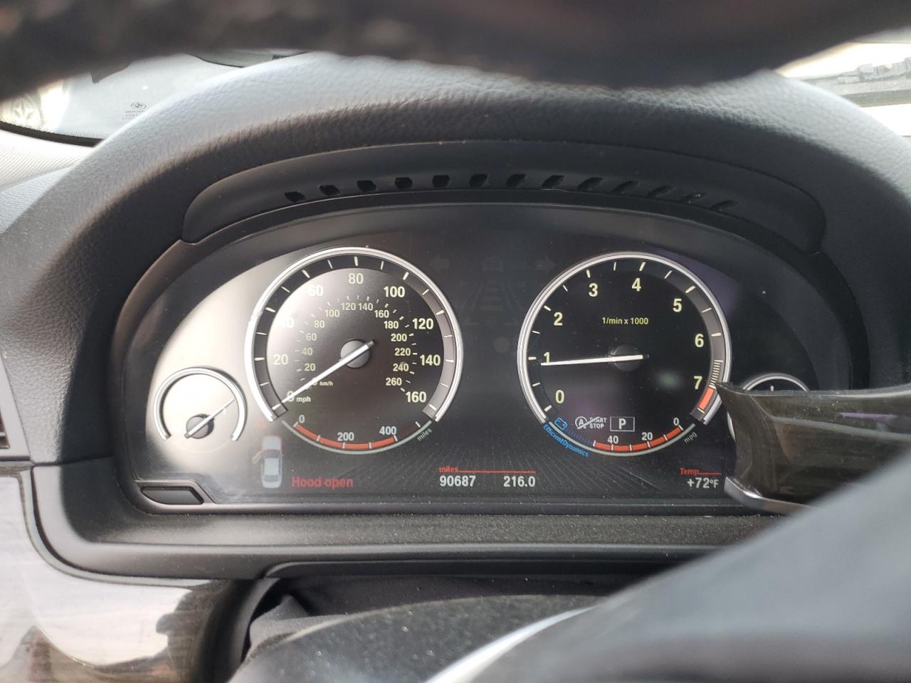 2015 BMW 5er VIN WBA5A5C54FD524029 Copart auction photo, vandalism damage thumbnail 9