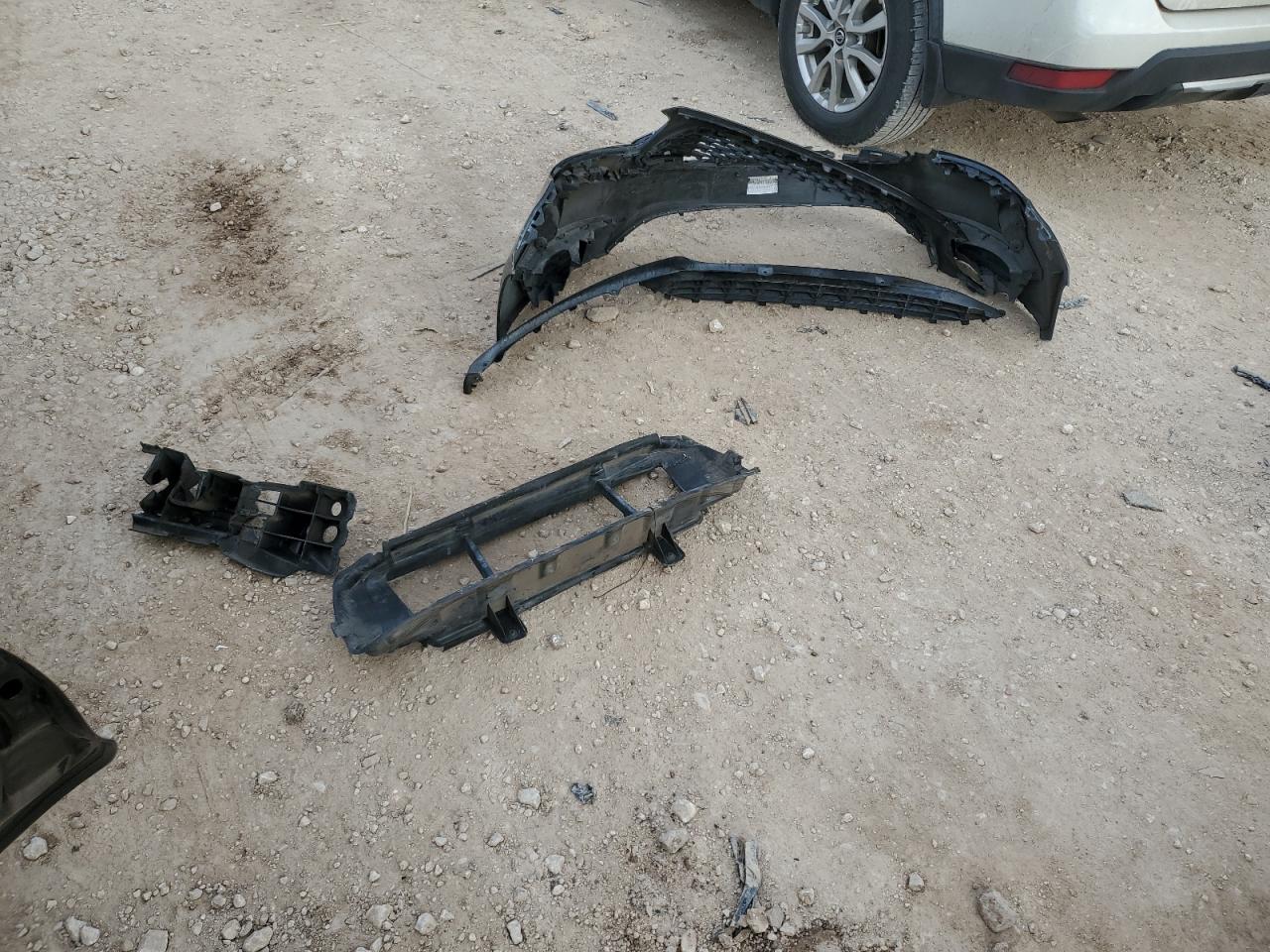 2016 Ford Focus VIN 1FADP3E22GL297232 Copart auction photo, front end damage thumbnail 12