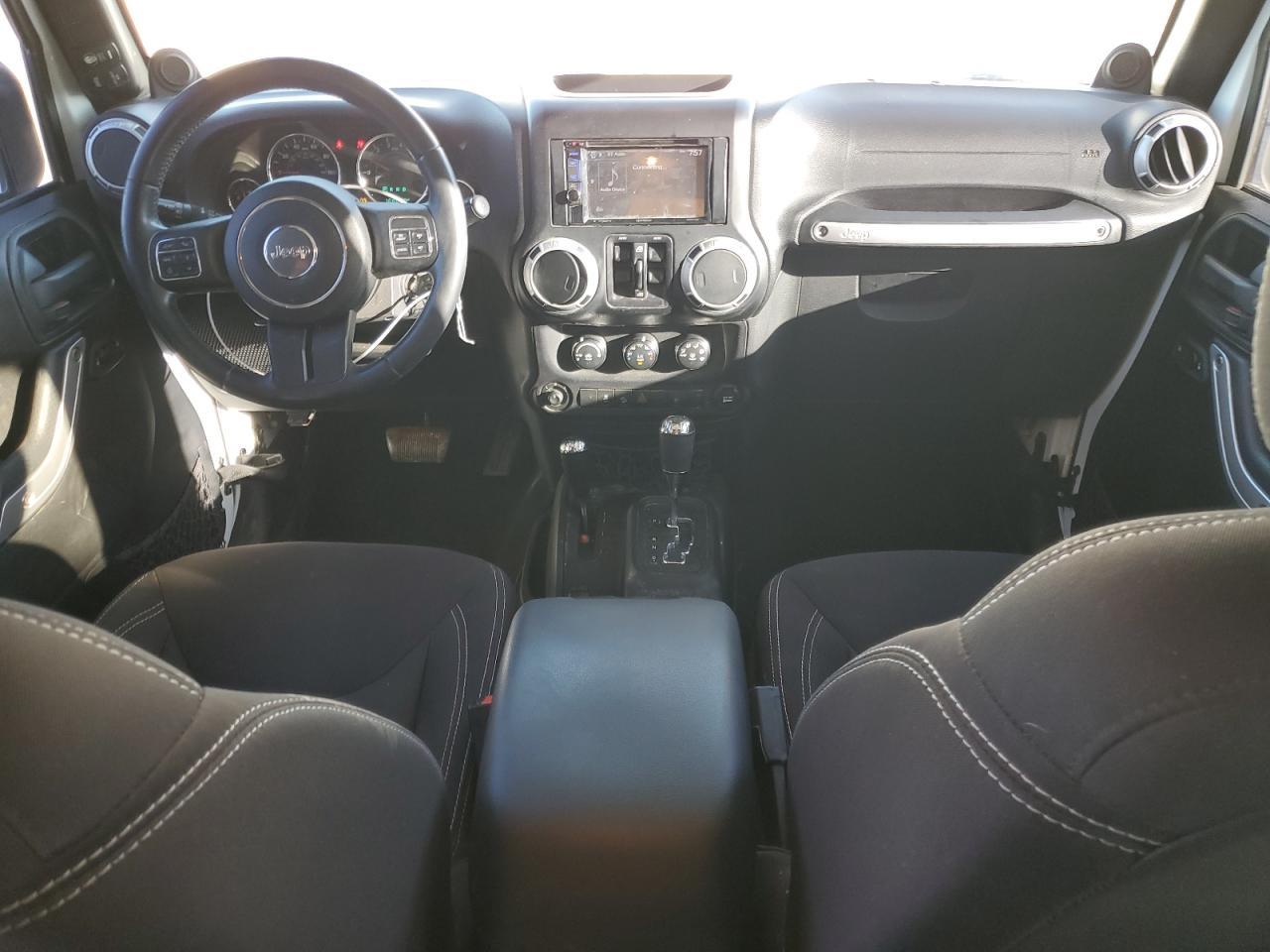 2014 Jeep Wrangler VIN 1C4BJWEG0EL305955 Copart auction photo, rear end / side damage thumbnail 8