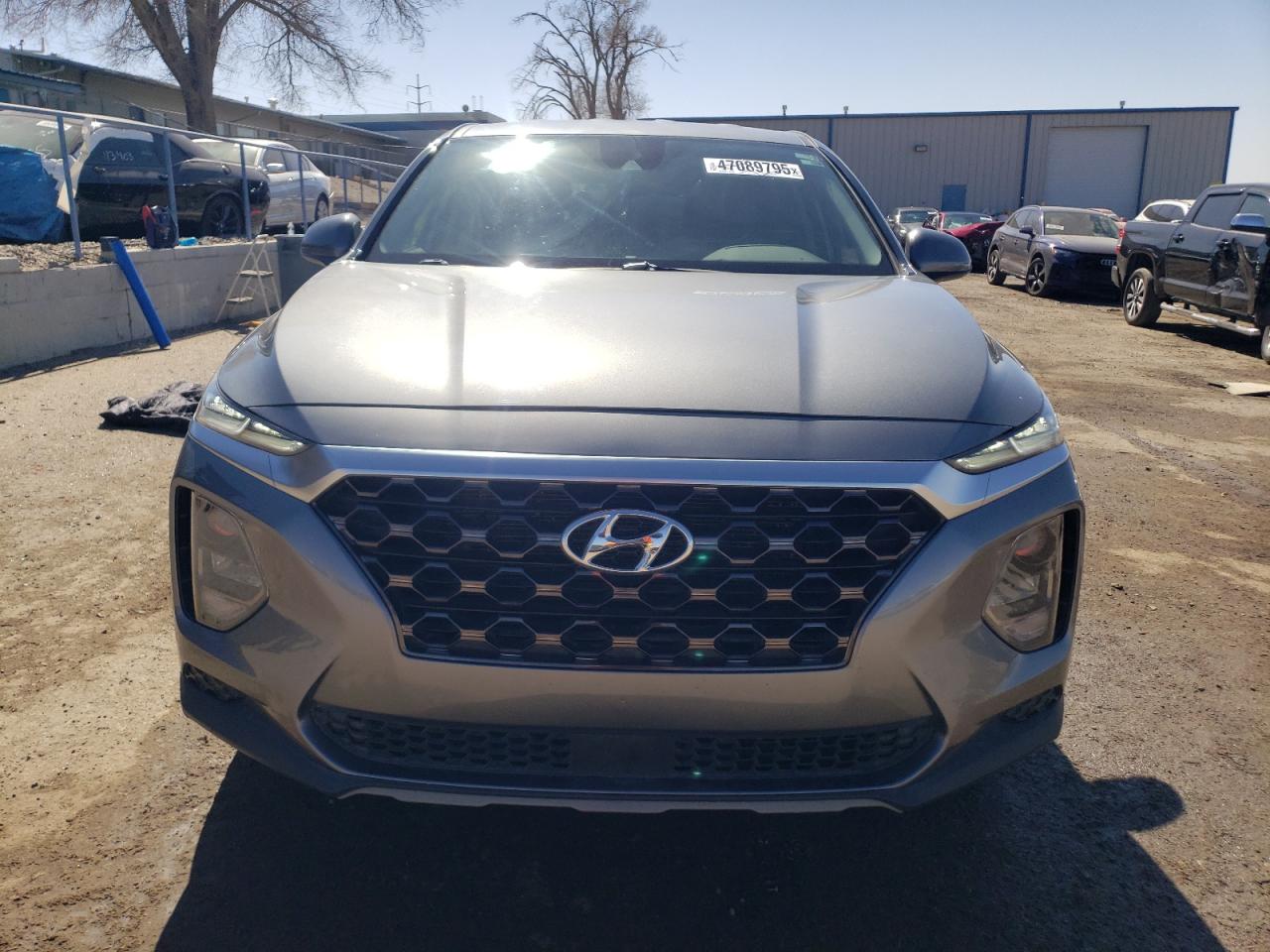 2019 Hyundai Santa Fe VIN 5NMS23AD9KH055913 Copart auction photo, rear end damage thumbnail 5