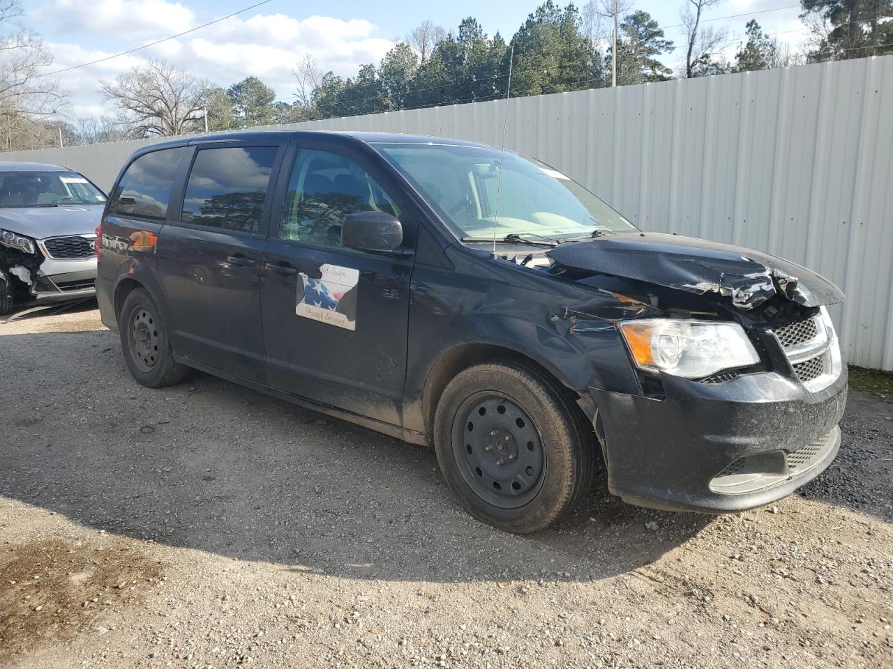 2018 Dodge Caravan VIN 2C4RDGBG7JR181278 Copart auction photo, front end damage thumbnail 4