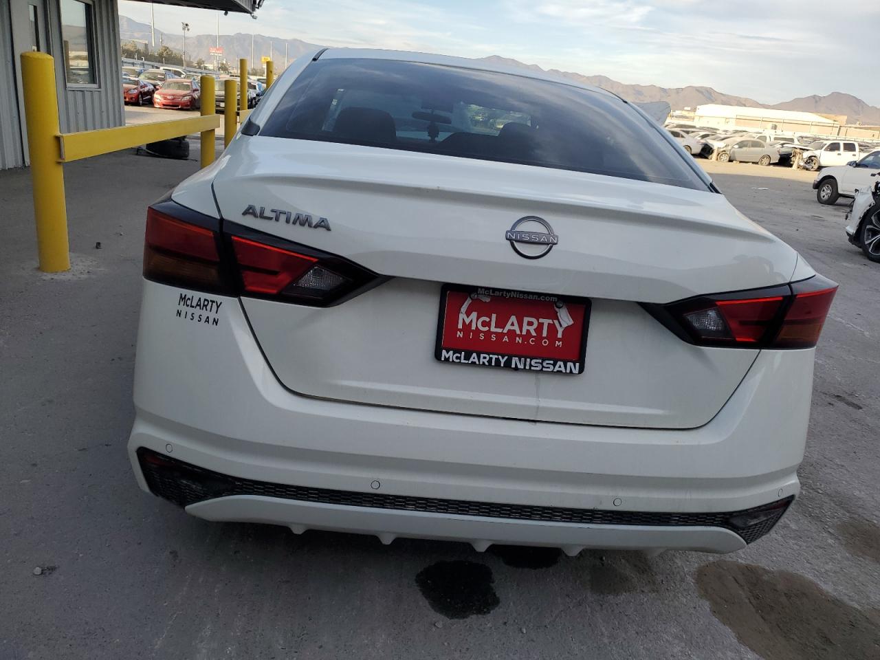 2024 Nissan Altima VIN 1N4BL4BV6RN414602 Copart auction photo, front end / minor dent/scratches damage thumbnail 6