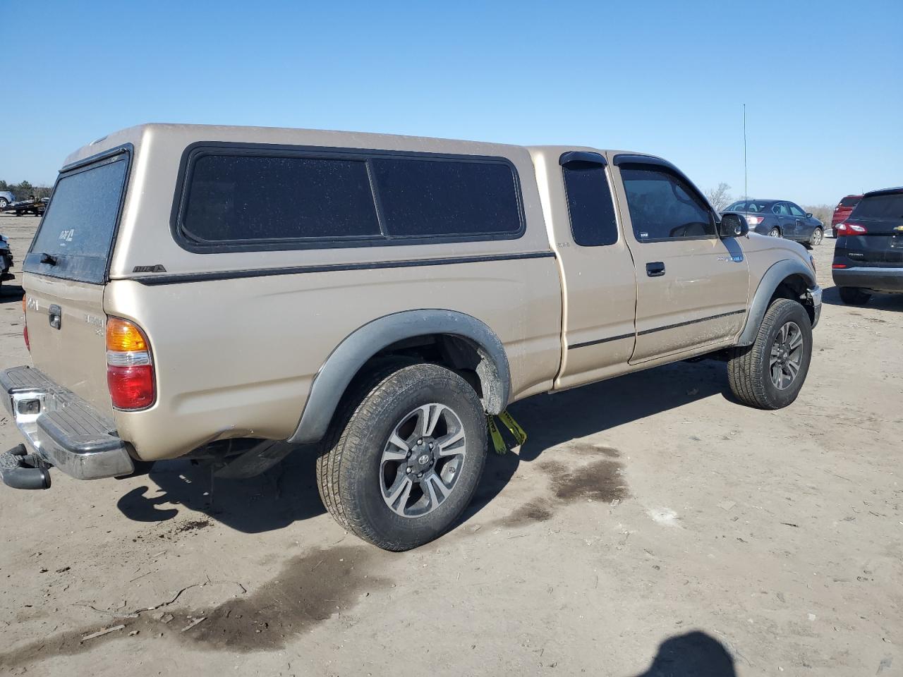 2003 Toyota Tacoma VIN 5TEWM72N13Z303728 Copart auction photo, side / undercarriage damage thumbnail 3