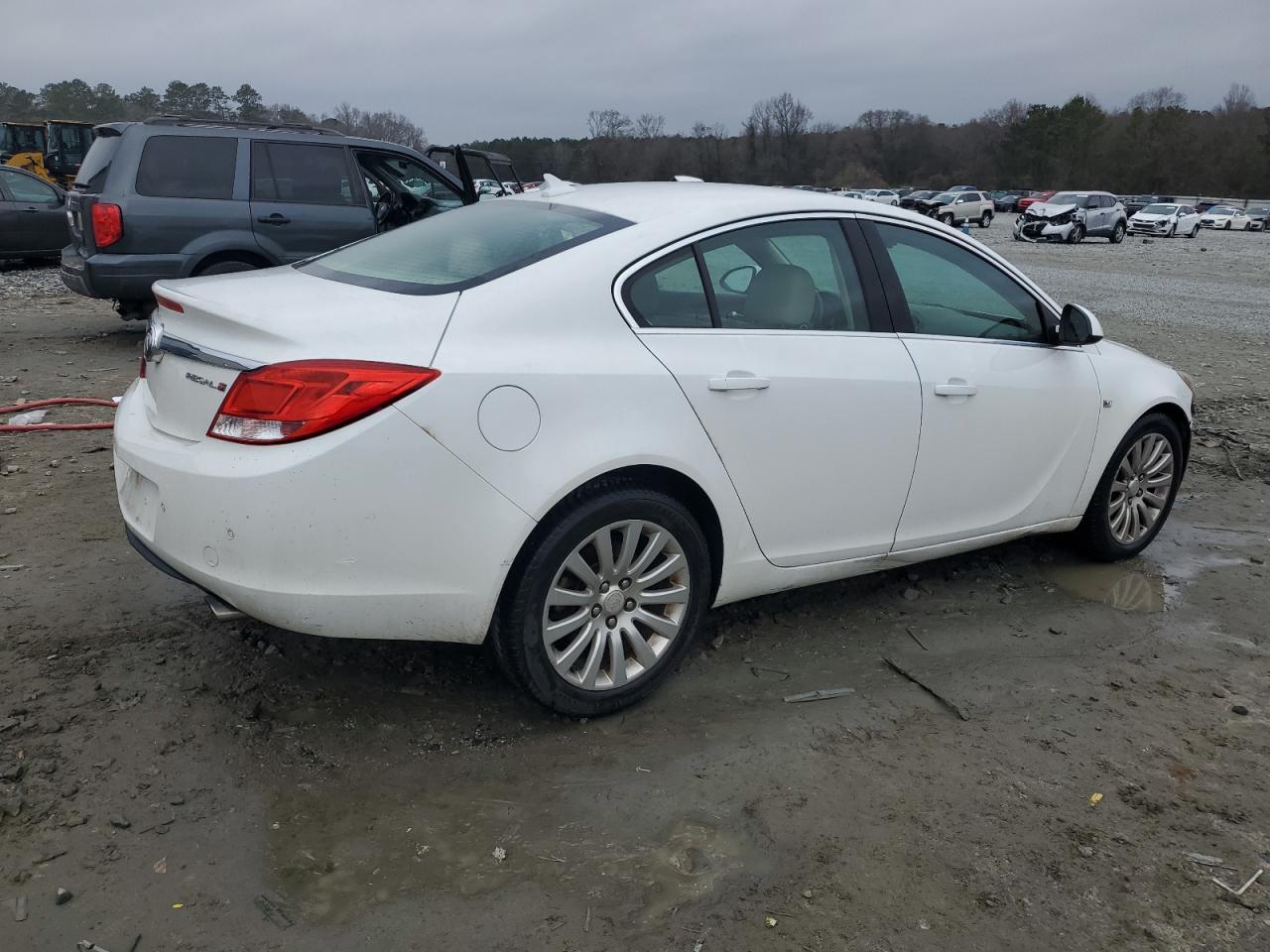 2011 Buick Regal VIN W04GX5GV9B1092399 Copart auction photo, front end damage thumbnail 3