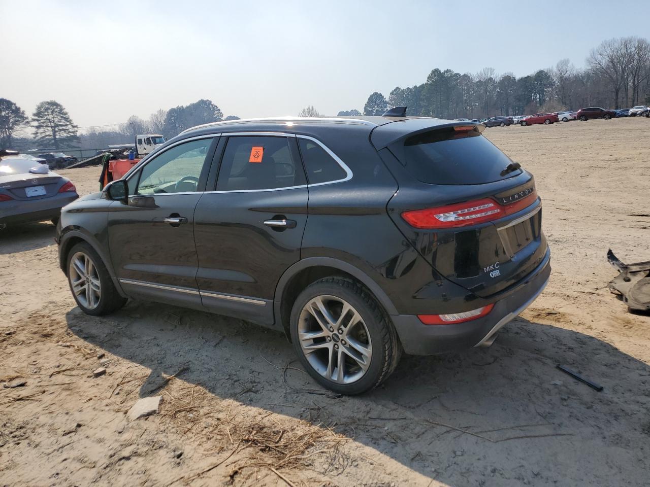 2019 Lincoln MKC VIN 5LMCJ3D99KUL02590 Copart auction photo, minor dent/scratches damage thumbnail 2