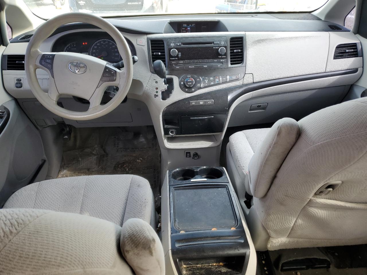 2013 Toyota Sienna VIN 5TDKK3DC7DS328446 Copart auction photo, front end damage thumbnail 8