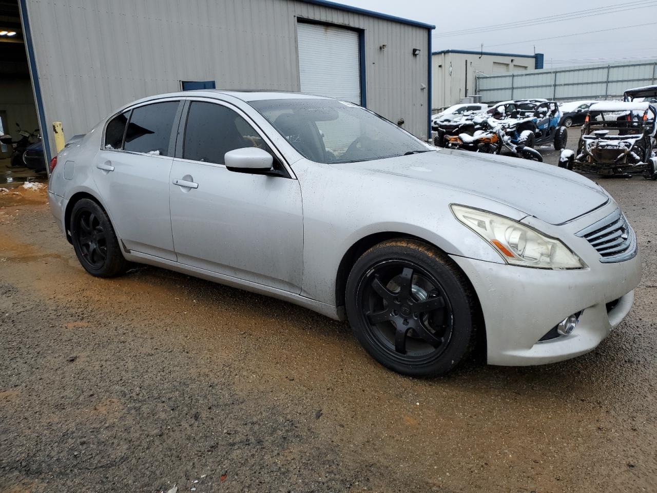 2011 Infiniti G VIN JN1CV6AP6BM300279 Copart auction photo, side / front end damage thumbnail 4
