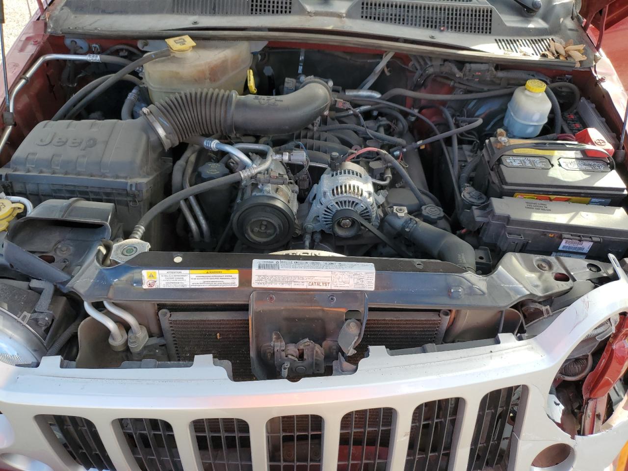2007 Jeep Liberty (North America) VIN 1J4GL48K87W618381 Copart auction photo, front end damage thumbnail 12