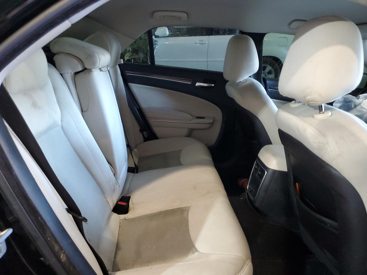 2019 Chrysler 300 VIN 2C3CCAAG4KH601646 Copart auction photo, front end / mechanical damage thumbnail 10