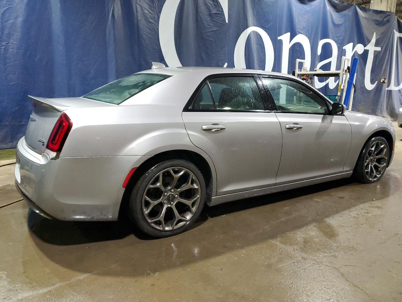 2015 Chrysler 300 VIN 2C3CCABG0FH797217 Copart auction photo, minor dent/scratches / vandalism damage thumbnail 3