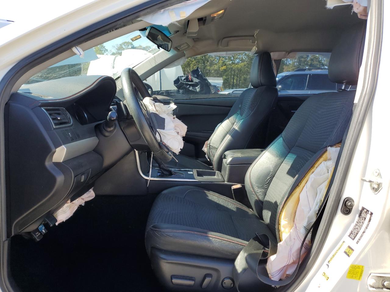 2015 Toyota Camry VIN 4T1BF1FK4FU017807 Copart auction photo, front end / side damage thumbnail 4