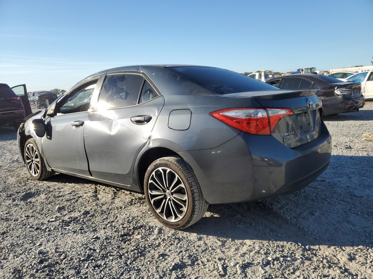 2015 Toyota Corolla VIN 5YFBURHE6FP357148 Copart auction photo, rollover / top/roof damage thumbnail 2