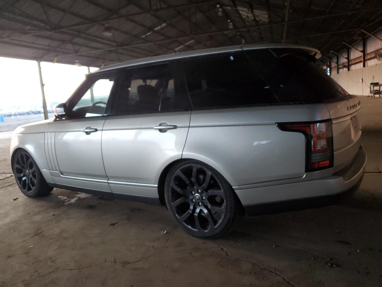 2013 Land Rover Range Rover VIN SALGS2DFXDA118570 Copart auction photo, minor dent/scratches damage thumbnail 2