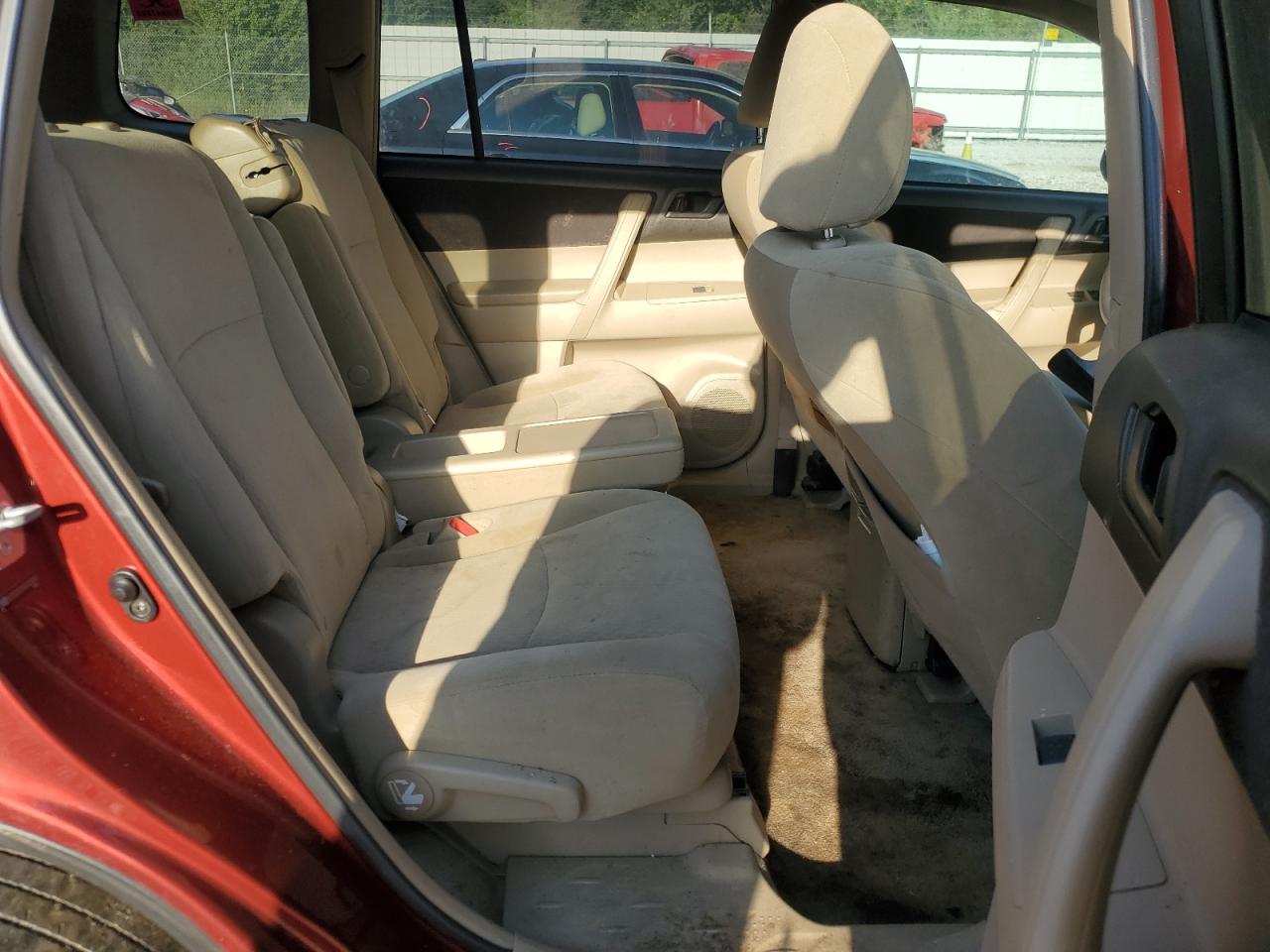 2010 Toyota Highlander VIN 5TDZA3EH5AS005049 Copart auction photo, all over / mechanical damage thumbnail 11