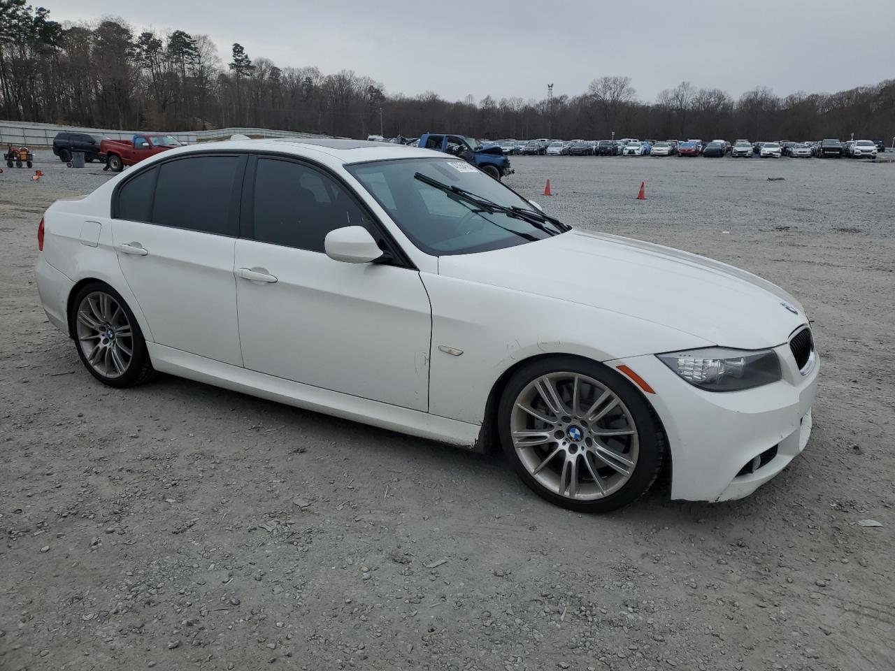 2011 BMW 3er VIN WBAPM5C51BE575783 Copart auction photo, front end / undercarriage damage thumbnail 4