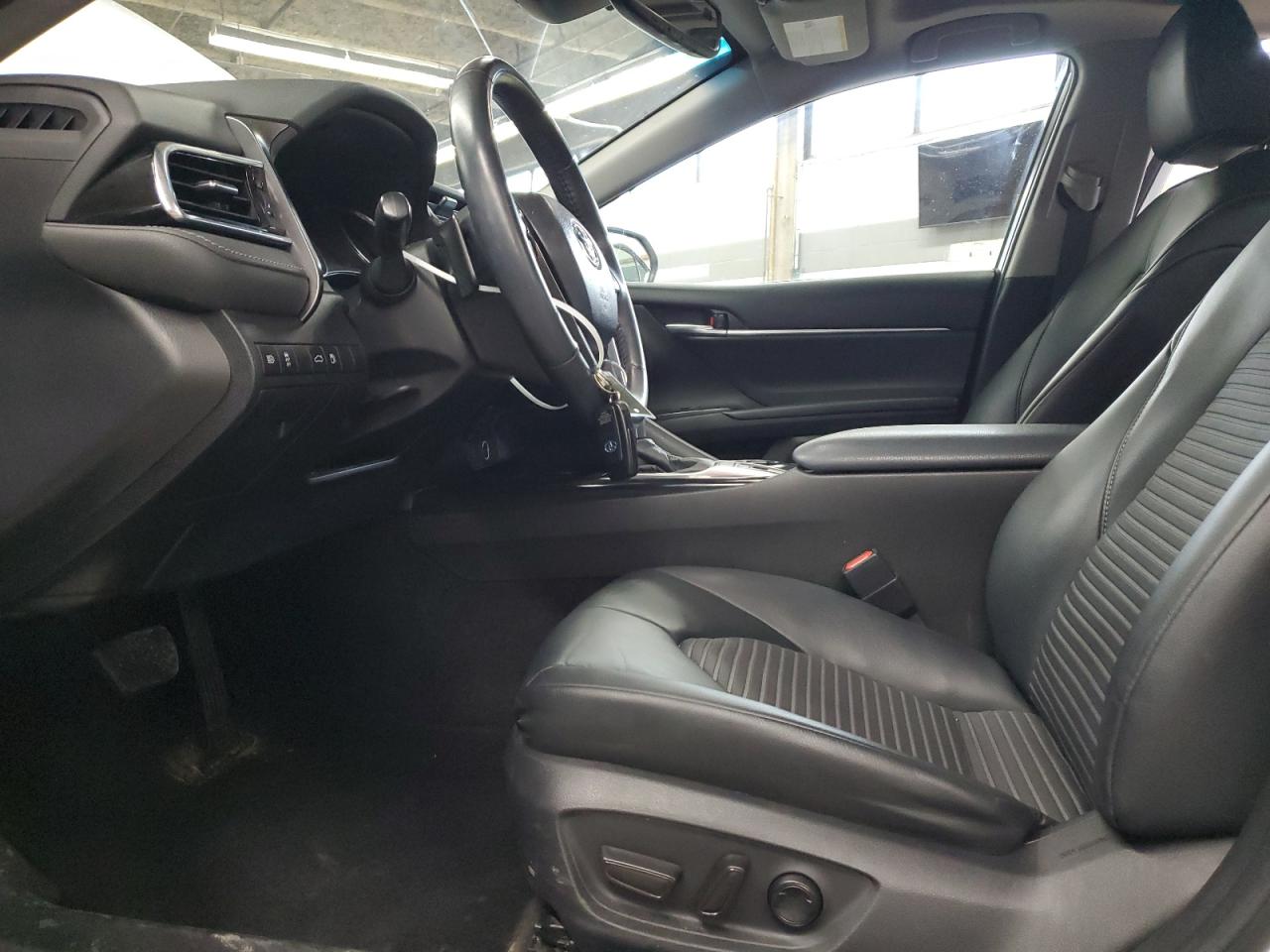 2018 Toyota Camry VIN 4T1B21HKXJU009213 Copart auction photo, front end / minor dent/scratches damage thumbnail 7
