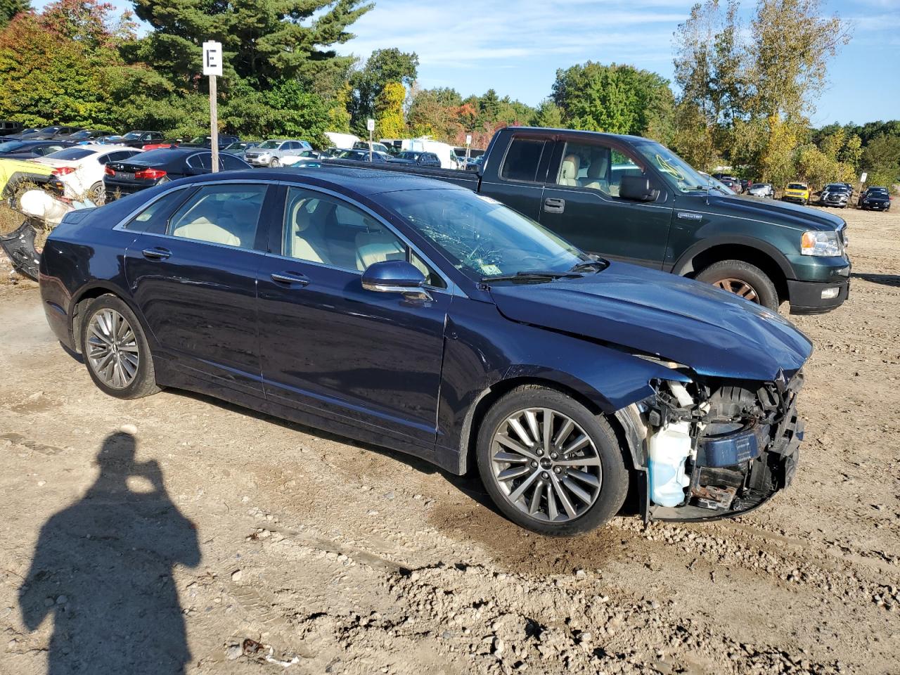 2017 Lincoln MKZ VIN 3LN6L5D98HR664111 Copart auction photo, front end damage thumbnail 4