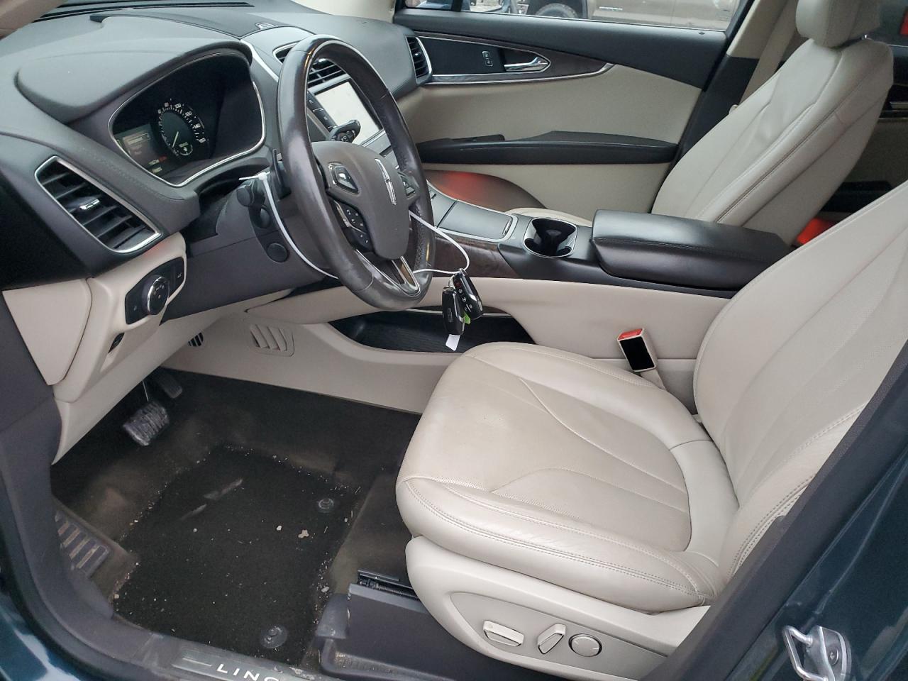2016 Lincoln MKX VIN 2LMTJ8LP3GBL36154 Copart auction photo, minor dent/scratches damage thumbnail 7